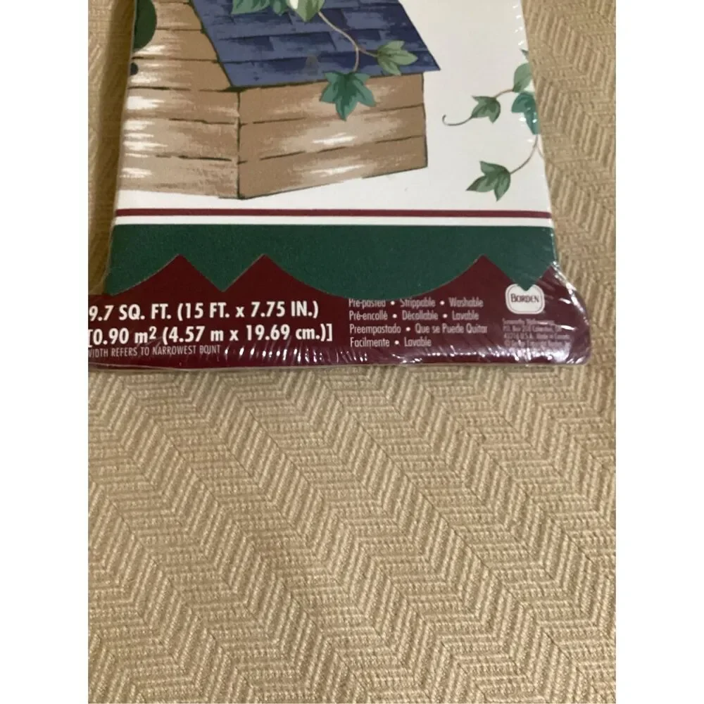 Bird House Themed Wallpaper Border